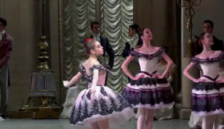 Ballroom dancers, frame at 1–2 seconds