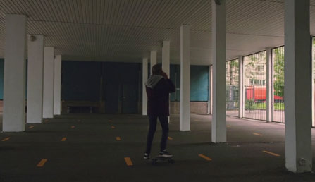 Skateboarder continuation, frame at 1–2 seconds